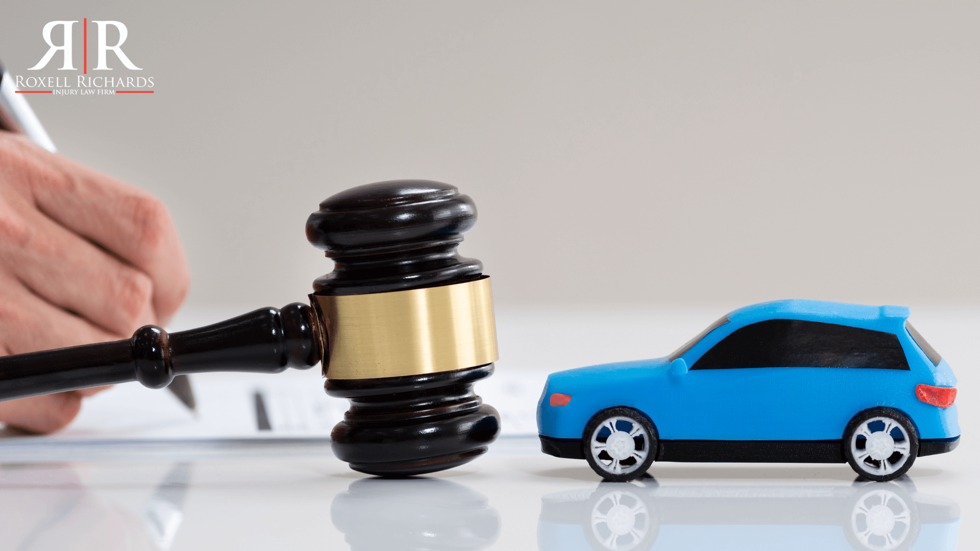 How A Car Accident Lawyer Can Help You?