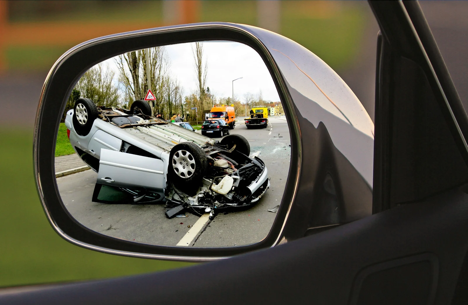 Car accident on mirror